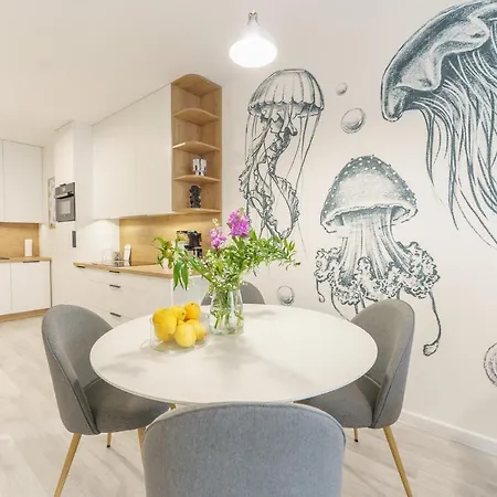 Apartment Zurawia 18 Surfingbird Kolobrzeg