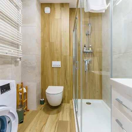 Apartment Zurawia 18 Surfingbird *