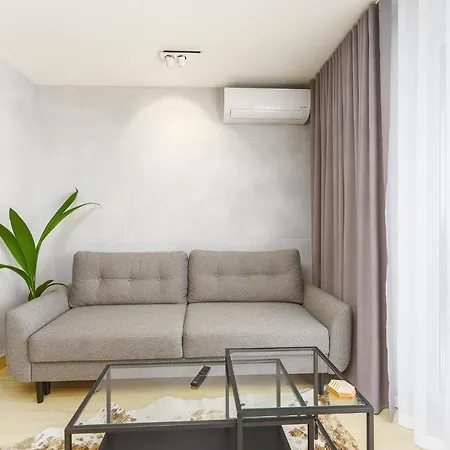 Apartment Zurawia 18 Surfingbird *